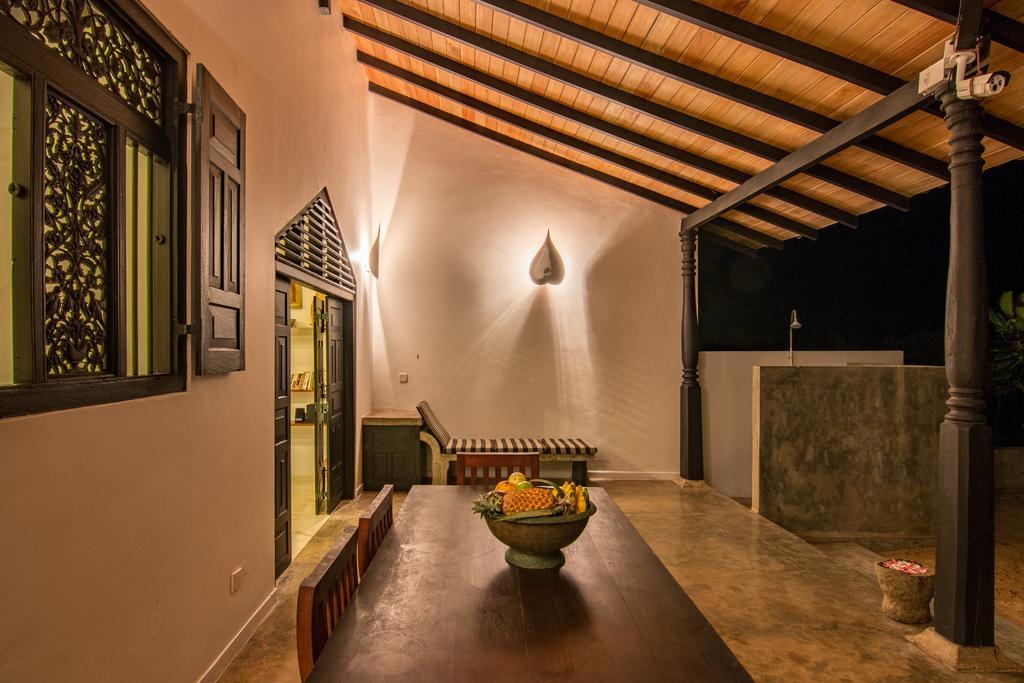 Blue Parrot Beach Villa Ambalangoda  Exterior foto